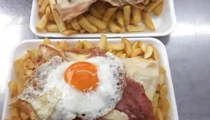 Food Truck Y Rotiseria Sabores Nuestros Papas Fritas - Montevideo