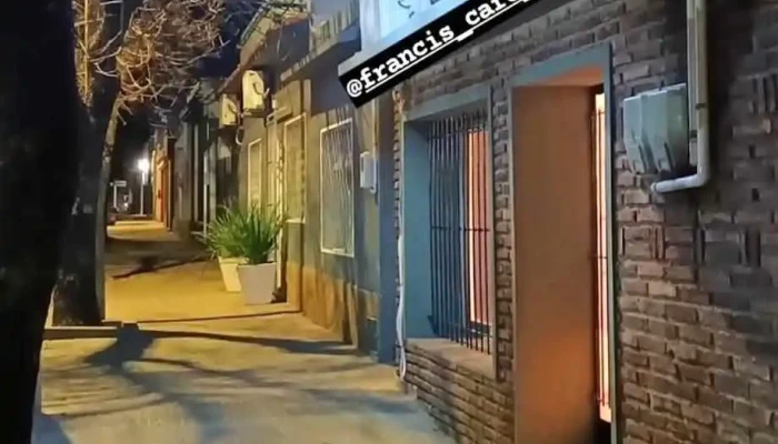 Francis Cafe Recientes - Young