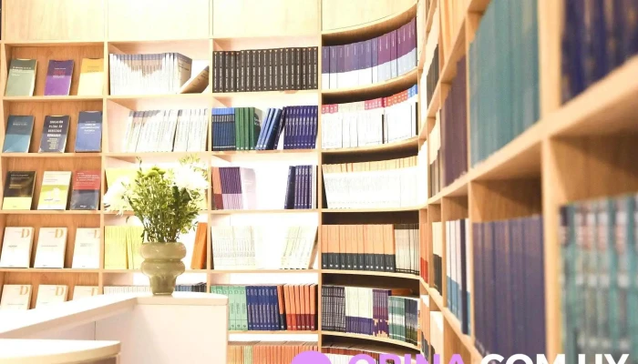 Fundacion De Cultura Universitaria   Ciudad Vieja Interior - Montevideo