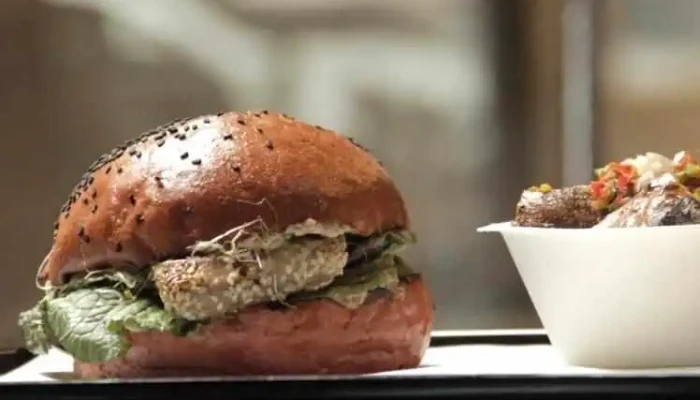 Futuro Refuerzos Sede Comidas Y Bebidas - Montevideo