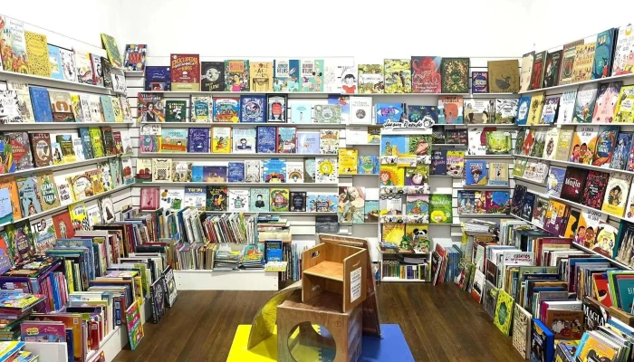 Ganesha Libros -  Interior - Canelones