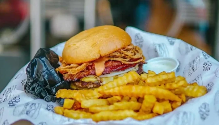 Garage Burger Carrasco -  Papas Fritas - Montevideo