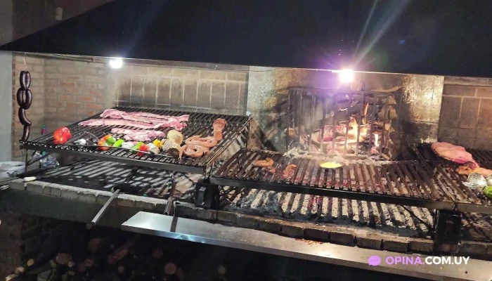 Gardel Restaurante E Parrillada -  Videos - Rivera
