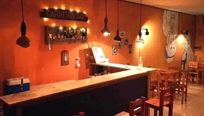 Garrison Bar -  Ambiente - San Ramón