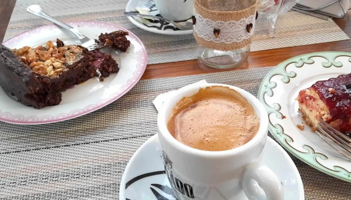 Gemitus -  Cafeteria Comentario 10 - Montevideo