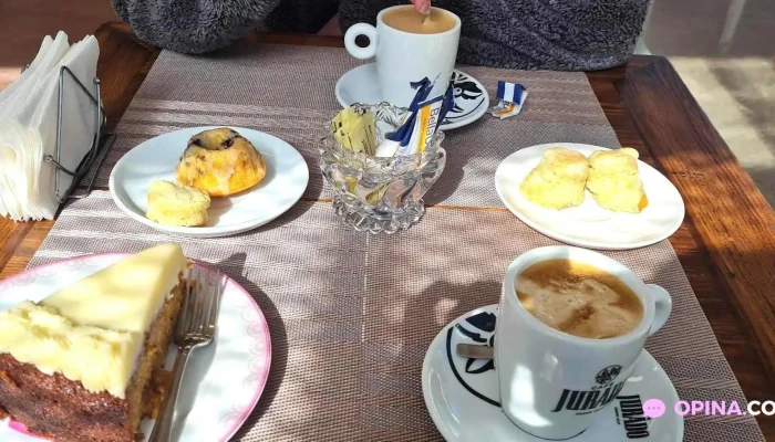 Gemitus -  Cafeteria Comidas Y Bebidas - Montevideo