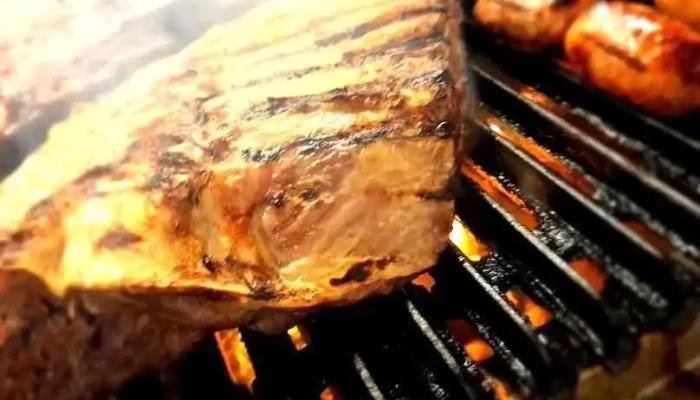 Gino Restaurant -  Parrillada - Ciudad del Plata