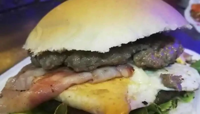 Grill Que Komo -  Comida Y Bebida - Florida