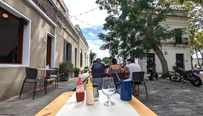 Guarango -  Ambiente - Col. del Sacramento