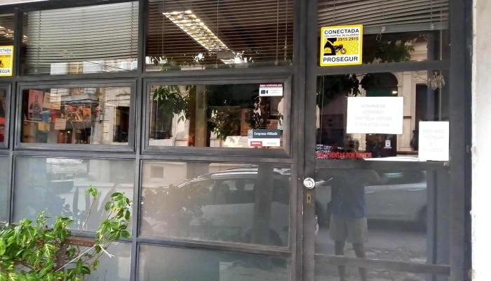 Gussi Libros -  Exterior - Montevideo