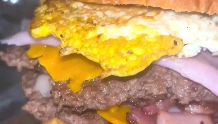 Hamburgueseria Y Rotiseria Lo De Cris Videos - Montevideo