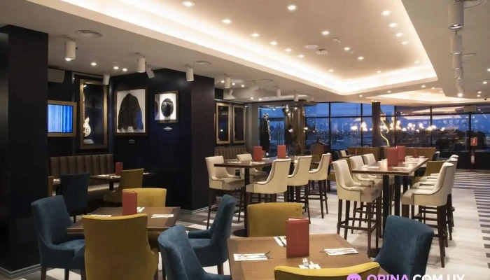 Hard Rock Cafe -  Montevideo Todas - Montevideo