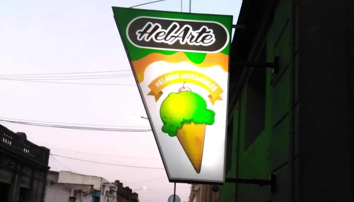 Hel Arte -  Comentario 5 - Rocha