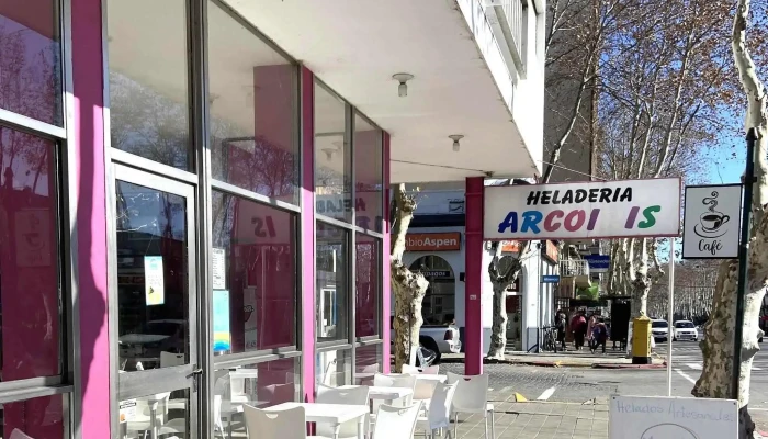 Heladeria Arco Iris Comentario 6 - Col. del Sacramento