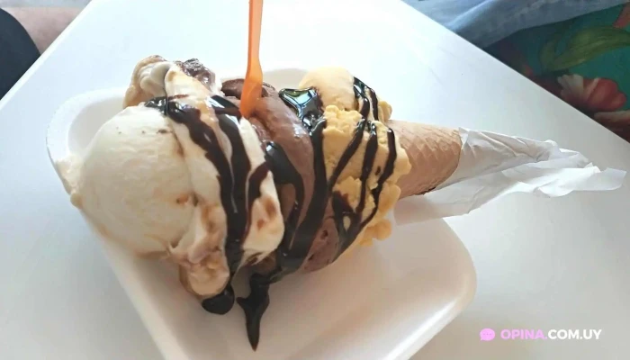 Heladeria Arco Iris Helado - Col. del Sacramento