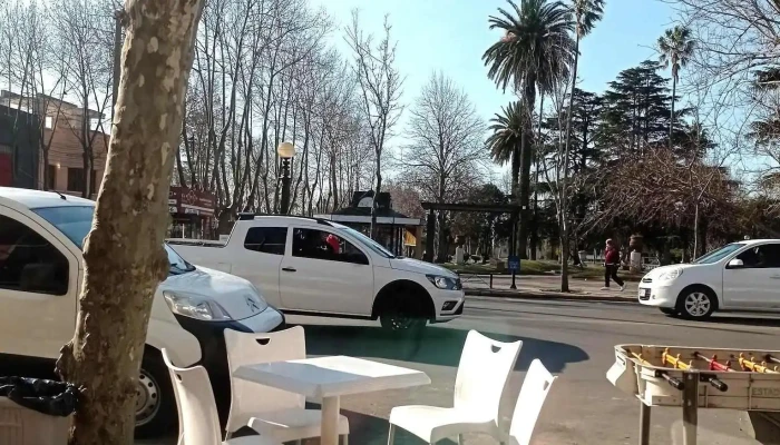 Heladeria Arco Iris Todo - Col. del Sacramento