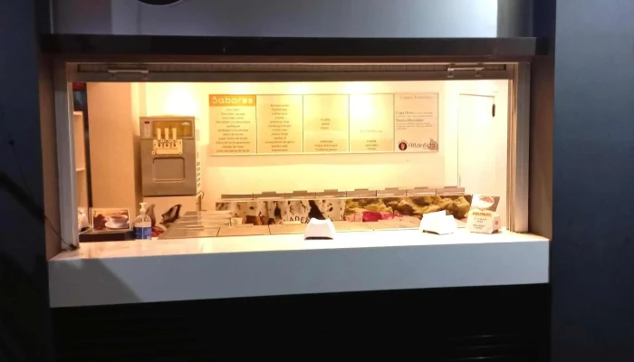 Heladeria Artesanal Y Cafeteria Atlantida Comentario 3 - Atlántida