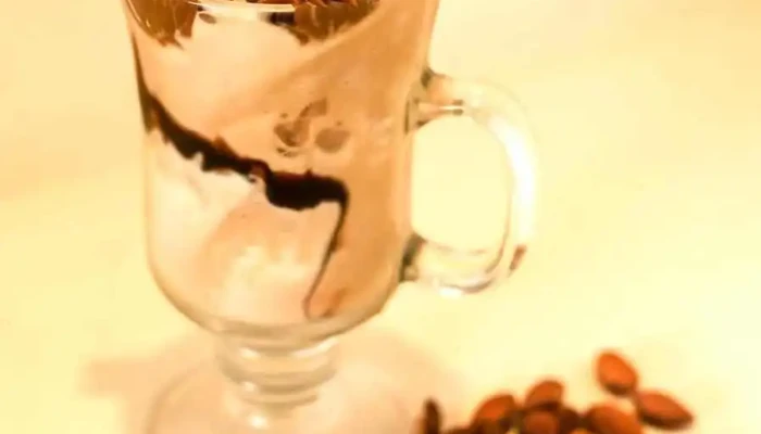 Heladeria Artesanal Y Cafeteria Atlantida Helado - Atlántida