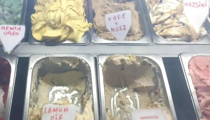Heladeria Cafeteria Artesanal Mister Maquina Comentario 2 - Atlántida