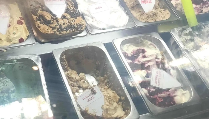 Heladeria Cafeteria Artesanal Mister Maquina Comentario 9 - Atlántida