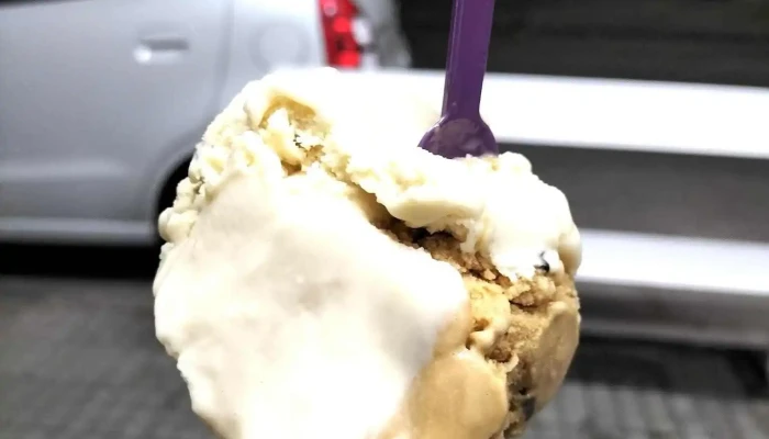 Heladeria Helvetica -  Comidas Y Bebidas - Nueva Helvecia