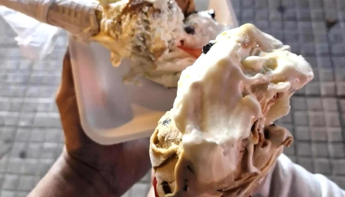 Heladeria La Chicharra Comentario 5 - Montevideo