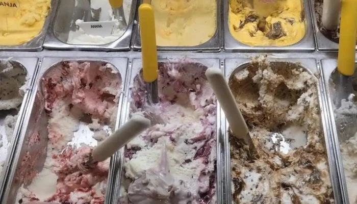 Heladeria Las Delicias Comida Y Bebida - Montevideo