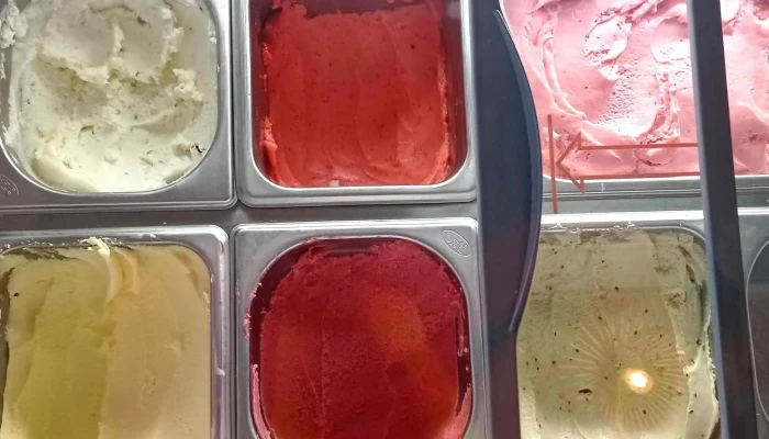 Heladeria Y Cafeteria Helarte Comentario 2 - Paso de los Toros