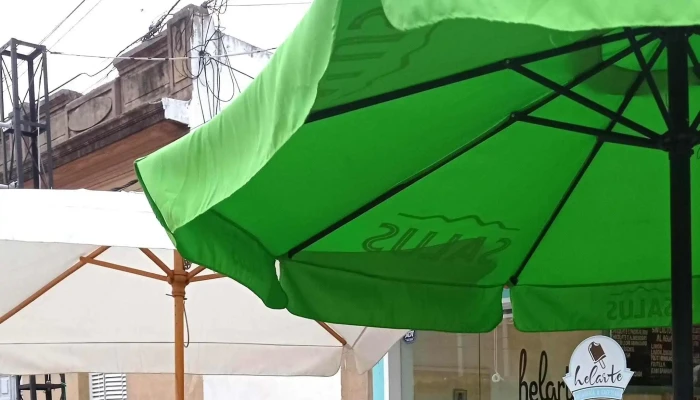 Heladeria Y Cafeteria Helarte Comentario 8 - Paso de los Toros