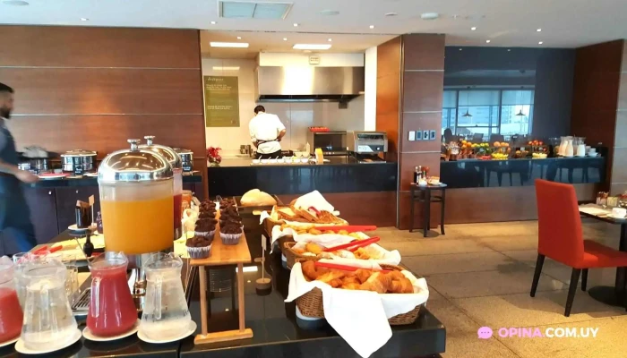 Hilton Garden Inn Montevideo -  Comida Y Bebida - Montevideo