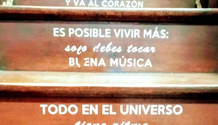 Hit Escuela De Musica Opiniones - Montevideo