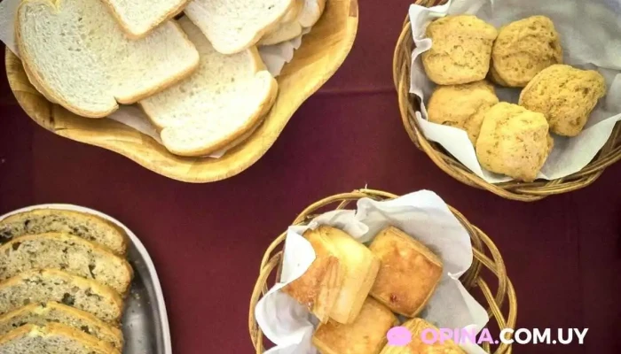 Hosteria Del Pescador -  Comida Y Bebida - Punta del Diablo