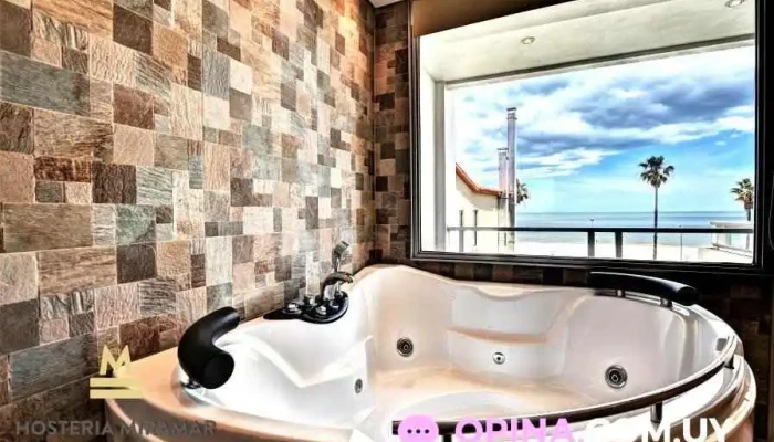 Hosteria Miramar Del Propietario - Piriápolis