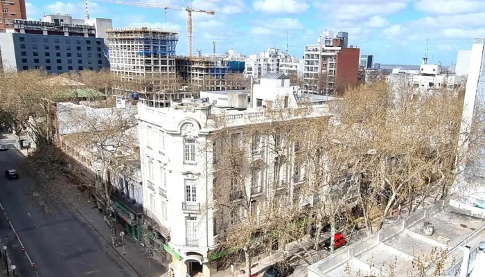 Hotel California -  Todas - Montevideo