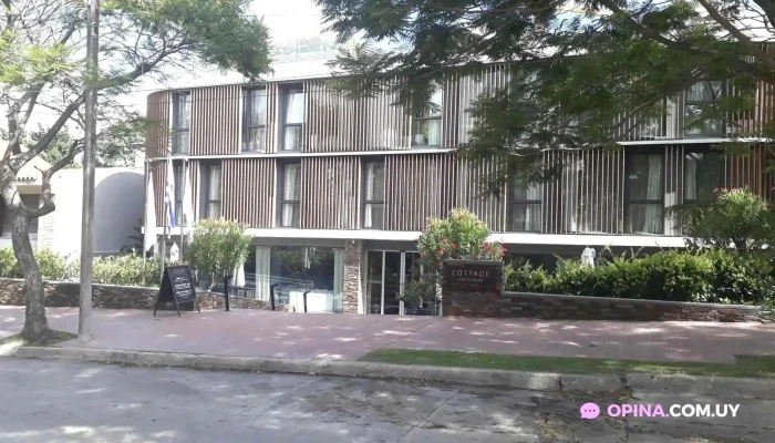 Hotel Cottage Puerto Buceo -  Exterior - Montevideo