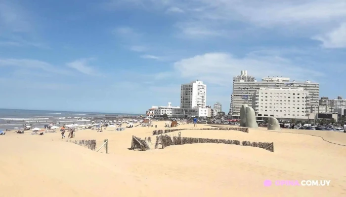 Hotel Gaudi De Los Visitantes - Punta del Este
