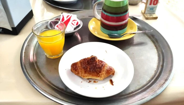 Hotel La Pescara -  Comida Y Bebida - Cardona