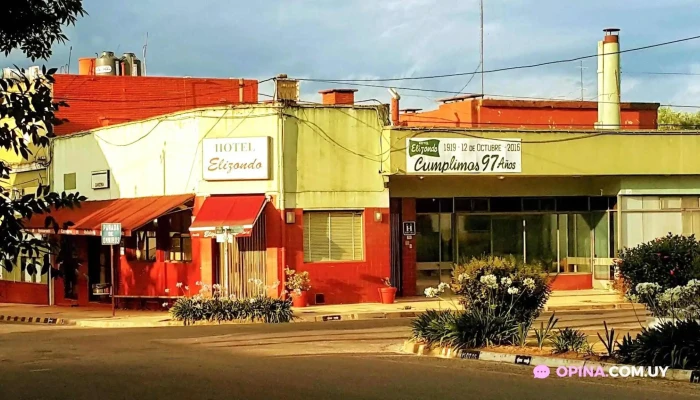 Hotel La Pescara -  De Los Visitantes - Cardona