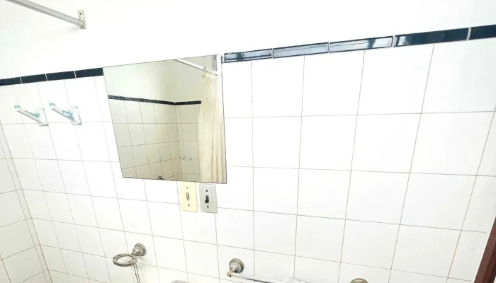 Hotel Young -  Comentario 4 - Young