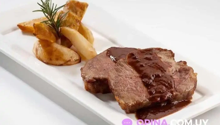 Hoy Cocina La Abuela Srl -  Comida Y Bebida - Montevideo