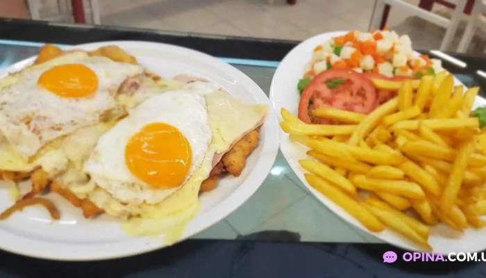 Hoy Cocina La Abuela Srl -  Milanesa - Montevideo