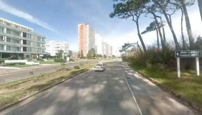 Imarangatu Restaurant Beach Club Street View Y 360 - Punta del Este