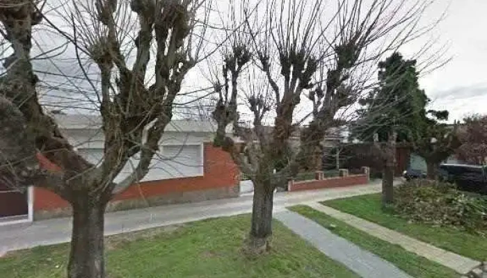 Institute Of English -  Instagramdeg - Pando