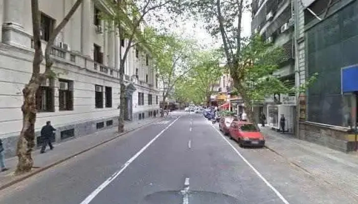 Instituto Bioclinic -  Cerca De Mideg - Montevideo