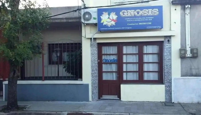 Instituto Cultural Gnostico Trinidad -  Edificio - Trinidad