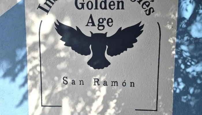 Instituto De Ingles Golden Age Del Propietario - San Ramón