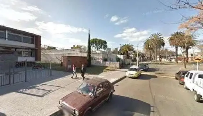 Instituto Superior Brazo Oriental -  Descuentosdeg - Montevideo