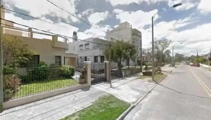 Instituto Trafalgar Square -  Telefonodeg - Montevideo