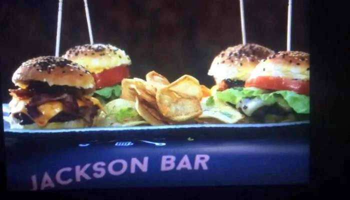 Jackson Bar -  Comidas Y Bebidas - Montevideo