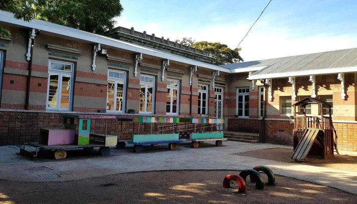 Jardin 213 Enriqueta Compte Y Rique Direccion - Montevideo